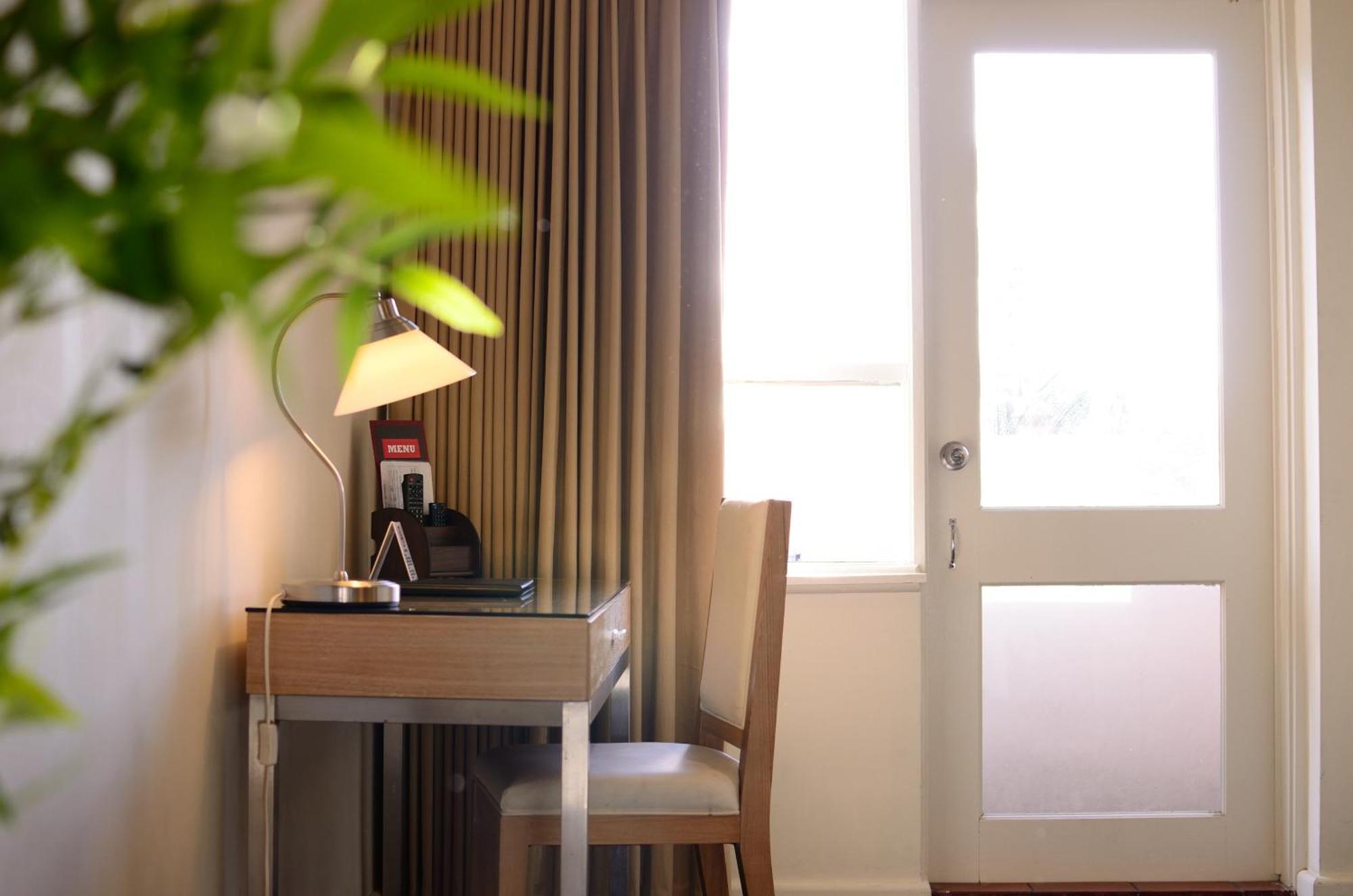 Park Squire Motor Inn & Serviced Apartments Melbourne Exterior photo